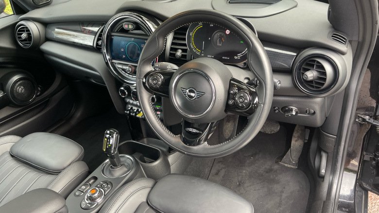 MINI Hatchback 135kW Cooper S Level 3 33kWh 3dr Auto Electric Hatchback